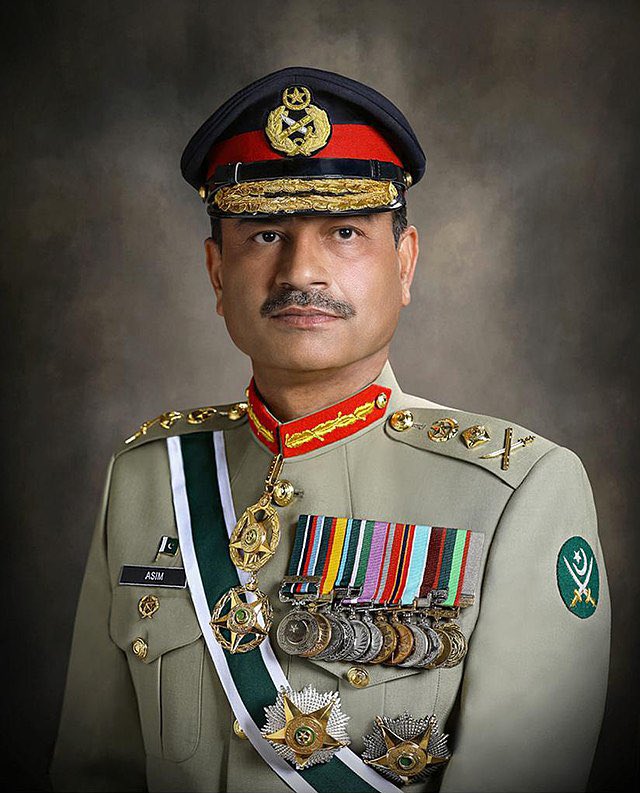 🔴‏بھارتی فوج ہمیں ڈرا دھمکا نہیں سکتی، ملکی سالمیت کا دفاع کرنا جانتے ہیں: آرمی چیف